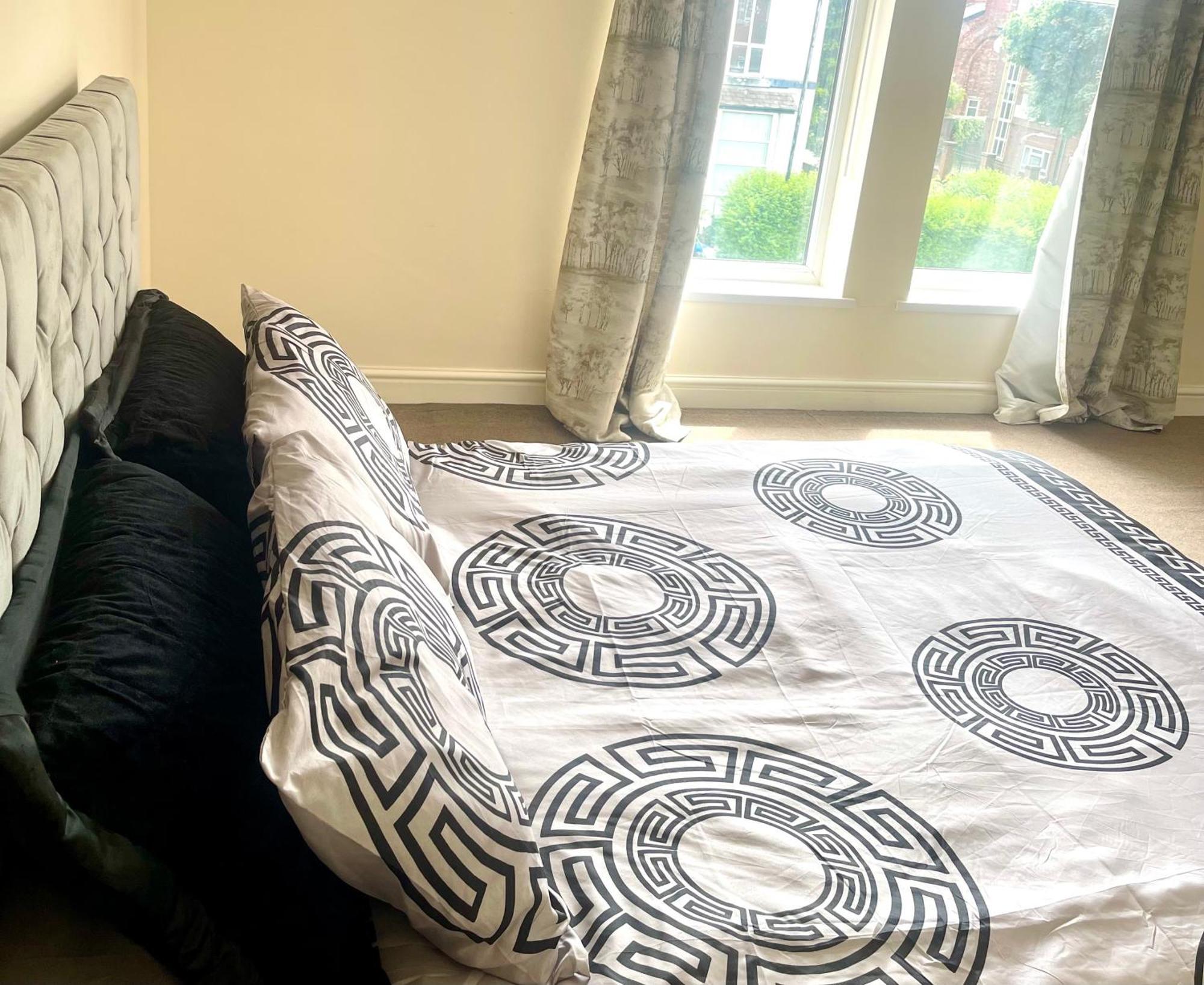Luxestay Rooms - Old Trafford Manchester Extérieur photo